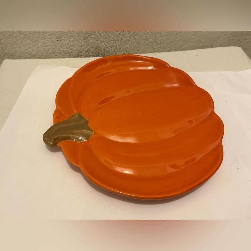 At home Orange Pumpkin-Shaped Dinner Plate